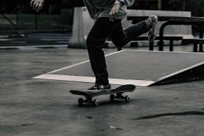 米兰体育app-跨界风云，辽宁本钢牵手意杯，NBA复出惊艳，申花绝境憾负